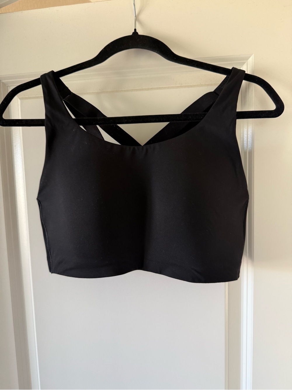lululemon High Impact Energy Sports Bra in Black